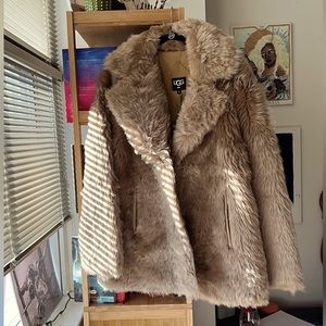 UGG W Lianna Shearling Jacket US Medium—Never Worn
